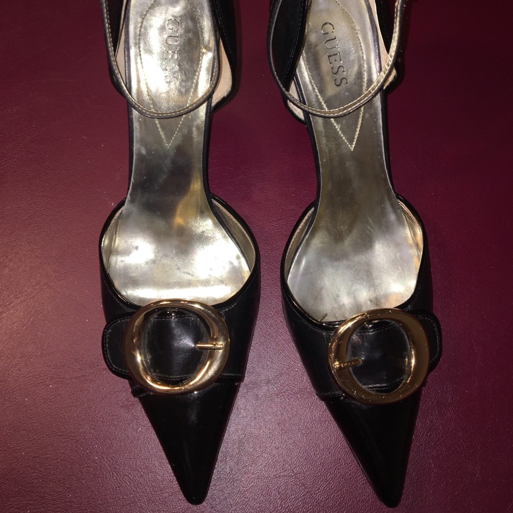 Guess WGASIA Patent Leather Black Pointy Toe High!